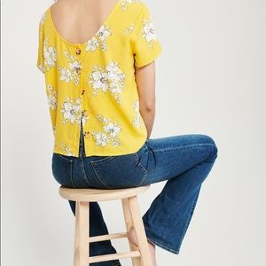 A&F Lightweight Floral Button Back Blouse